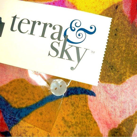 Women’s NWT Terra & Sky Pink and Yellow Boho Ruffled shoulder Blouse size 4XL - Picture 7 of 7